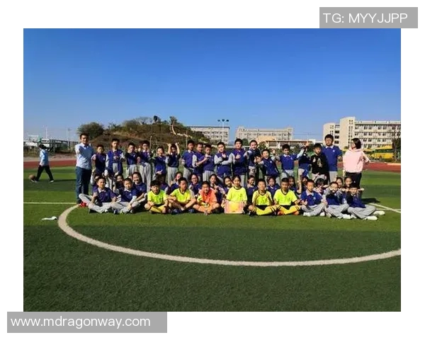 足球星球袜穿法详解图解全攻略助你完美展示运动风采